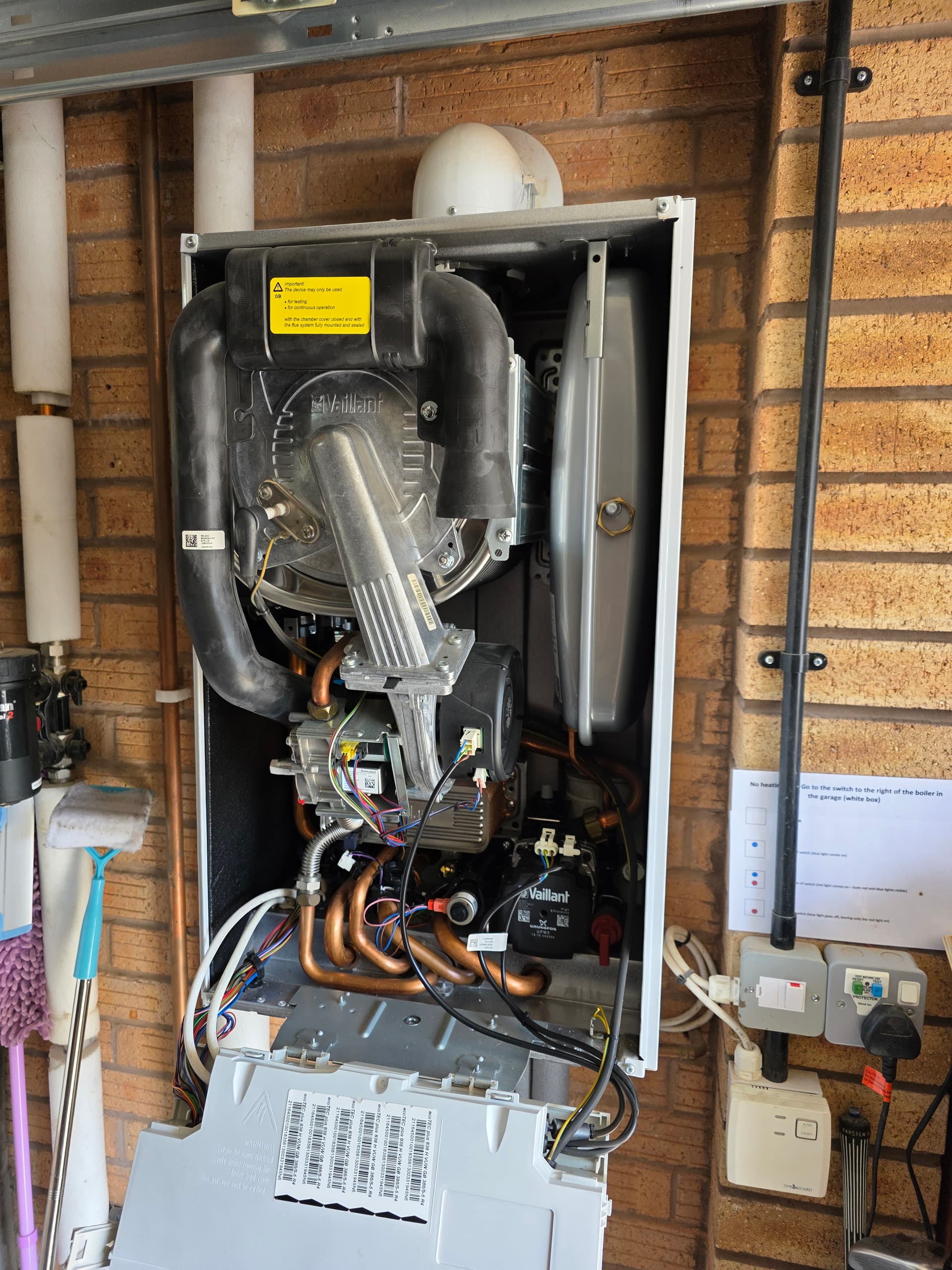 Vaillant ecoTEC 838 Boiler Service