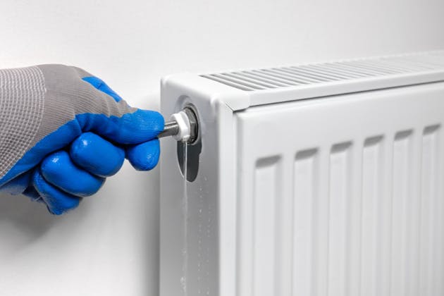 How to Bleed a Radiator: Steps & Safety Checks